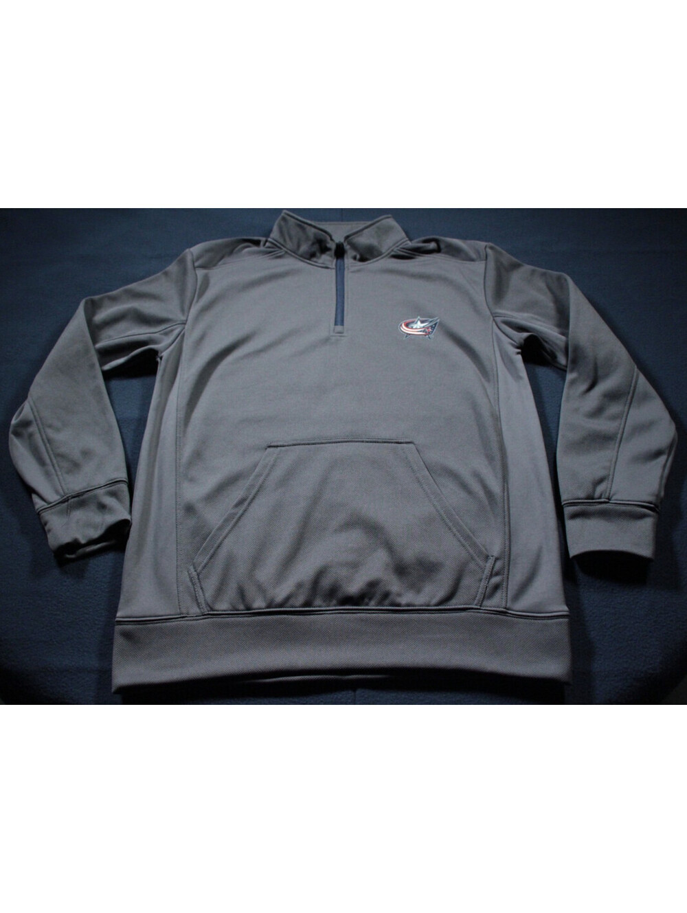 Columbus Blue Jackets M Quarter Zip Pullover NHL Hockey Gray
